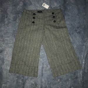 NWT Twenty One Capri size Large (junior)